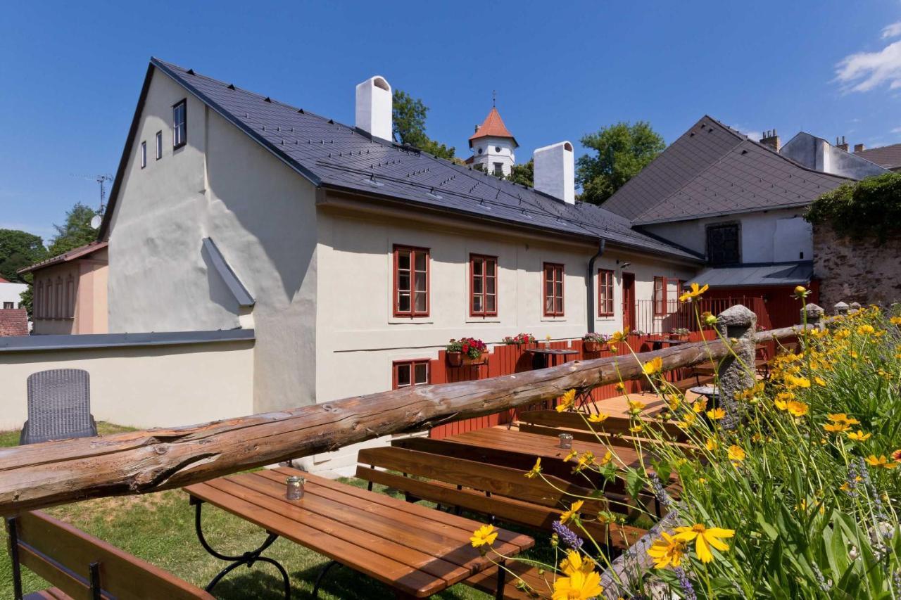 Mestansky Dum - Kulturni Pamatka Mlynska 119 Jindrichuv Hradec Exterior photo